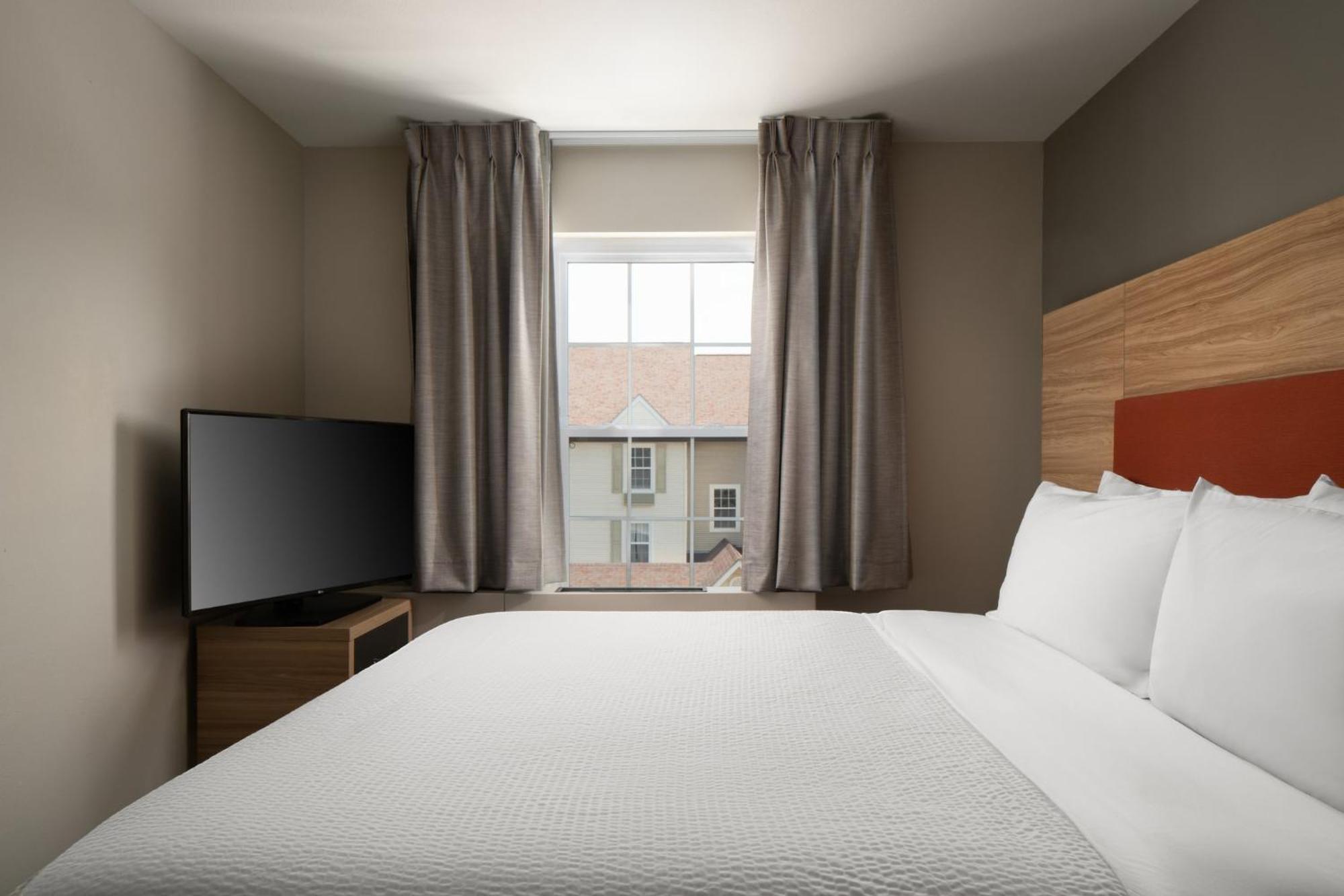 Candlewood Suites St Louis St Charles By Ihg Saint Charles Exterior foto